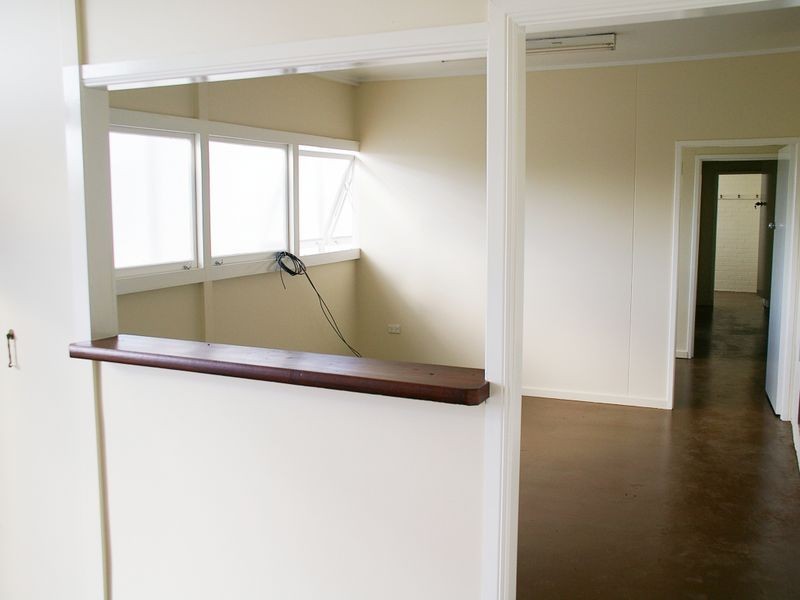 10 Makepeace Street, Rockville QLD 4350