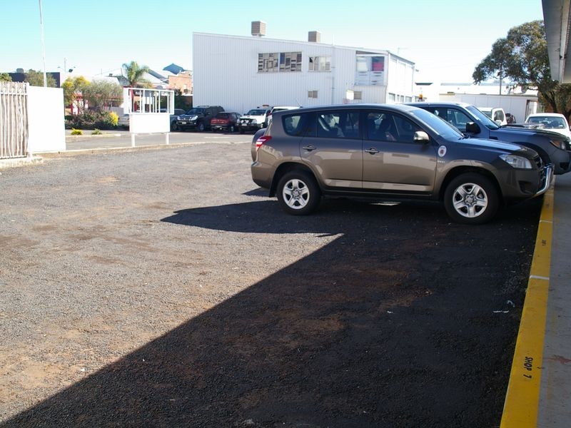 4/8 Stuart Street, Dalby QLD 4405