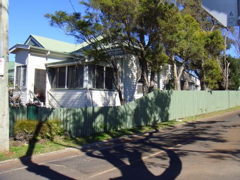 19 Clifford Street, Toowoomba City QLD 4350