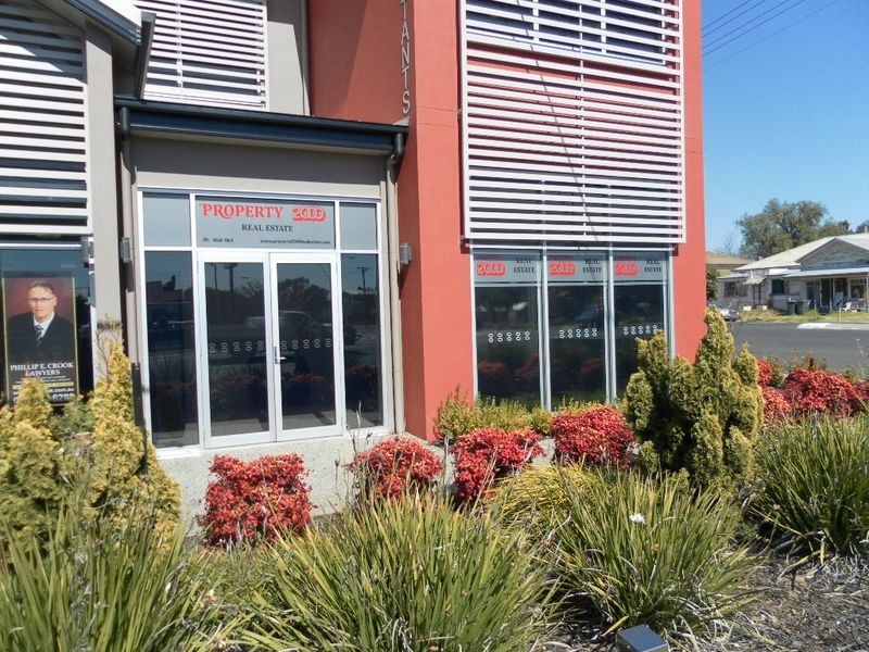 A B & C/26B Wood Street, Warwick QLD 4370