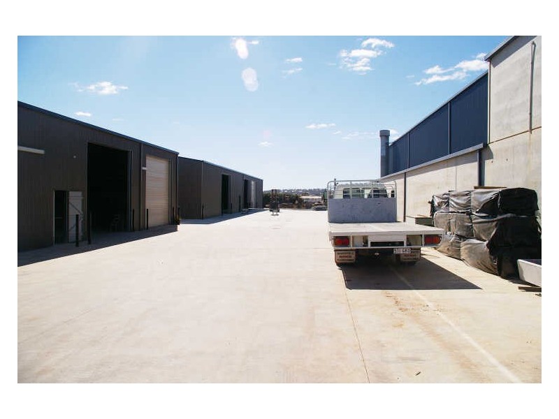 Shed 2 / 1 Rocla Court, Toowoomba City QLD 4350