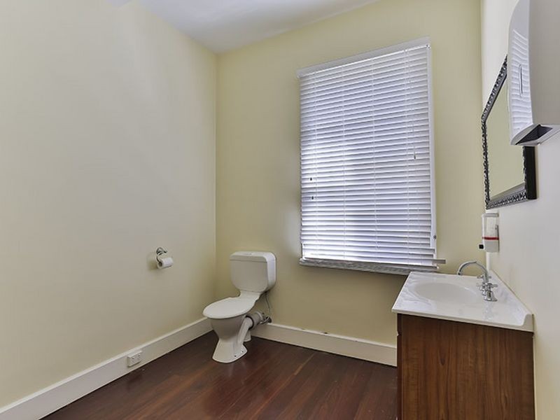 2/137 Russell Street, Toowoomba City QLD 4350