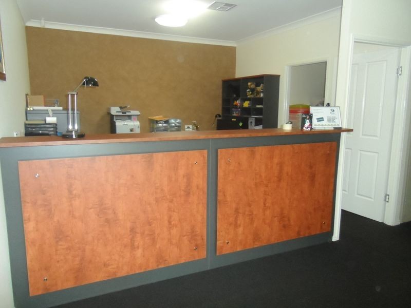 2/98 Anzac Avenue, Newtown QLD 4350