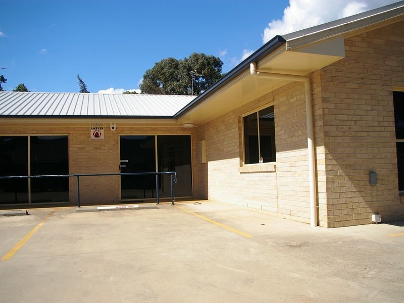 1/98 Anzac Avenue, Newtown QLD 4350