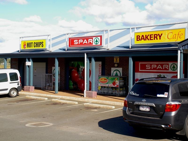 2a/108 Main Street, Westbrook QLD 4350