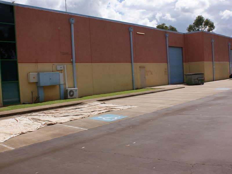 30/489-491 South Street, Harristown QLD 4350