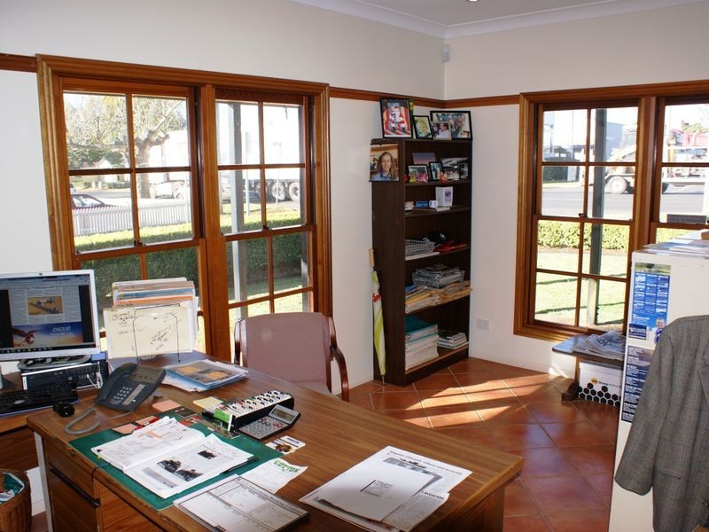 203 Hume Street, Toowoomba City QLD 4350