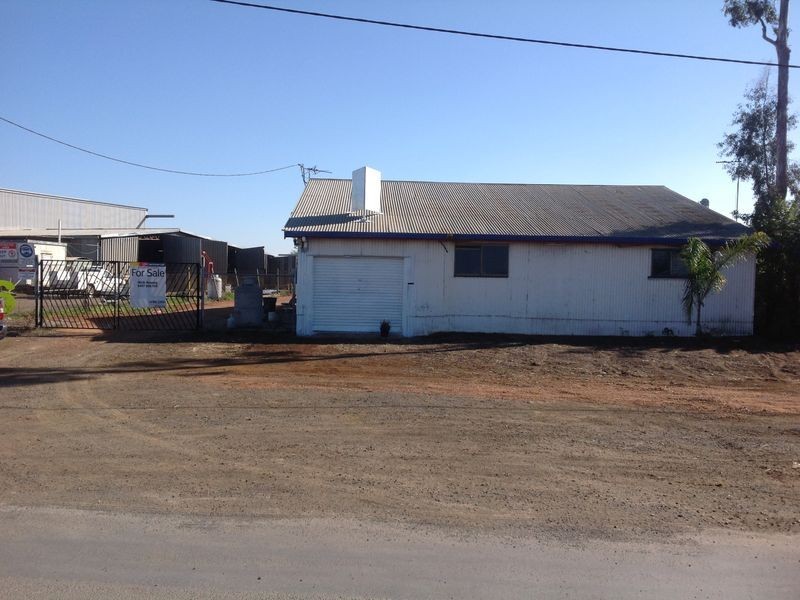 6 Yumborra Road, Dalby QLD 4405