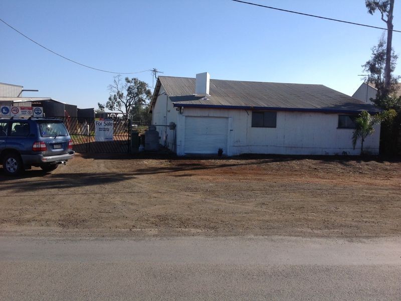 6 Yumborra Road, Dalby QLD 4405