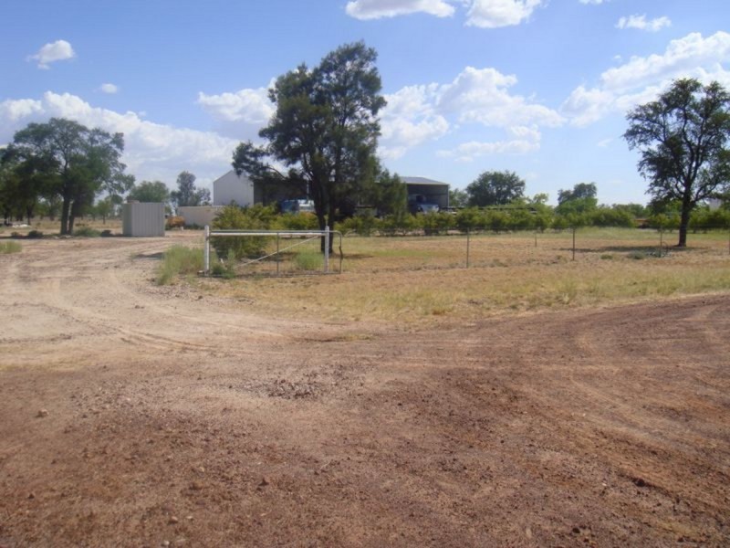 Lots 11-12 Industrial Estate Road, Surat QLD 4417