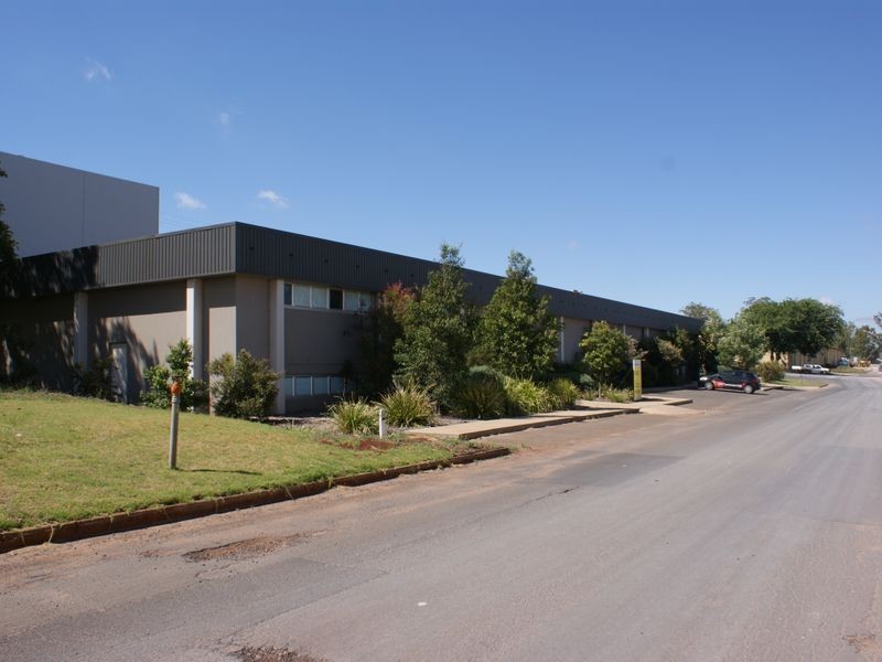 Tenancy 2/550A Alderley Street, Harristown QLD 4350