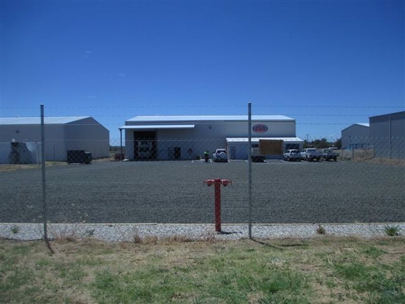 88-90 Spencer Street, Roma QLD 4455