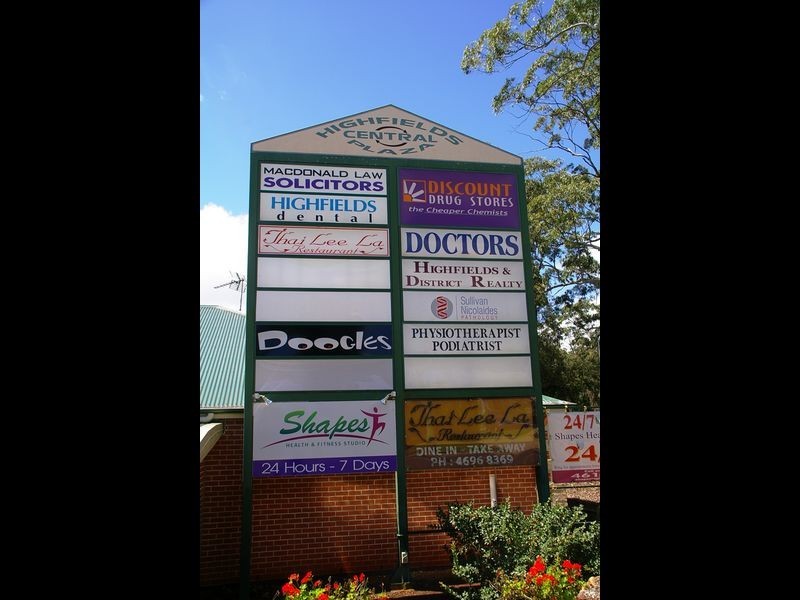 1/2 Plaza Circle, Highfields QLD 4352