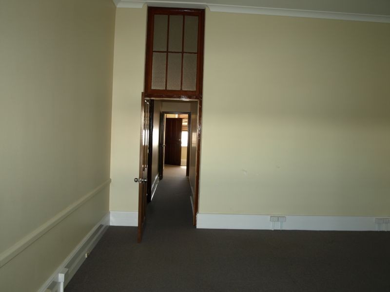 61 McDowall Street, Roma QLD 4455