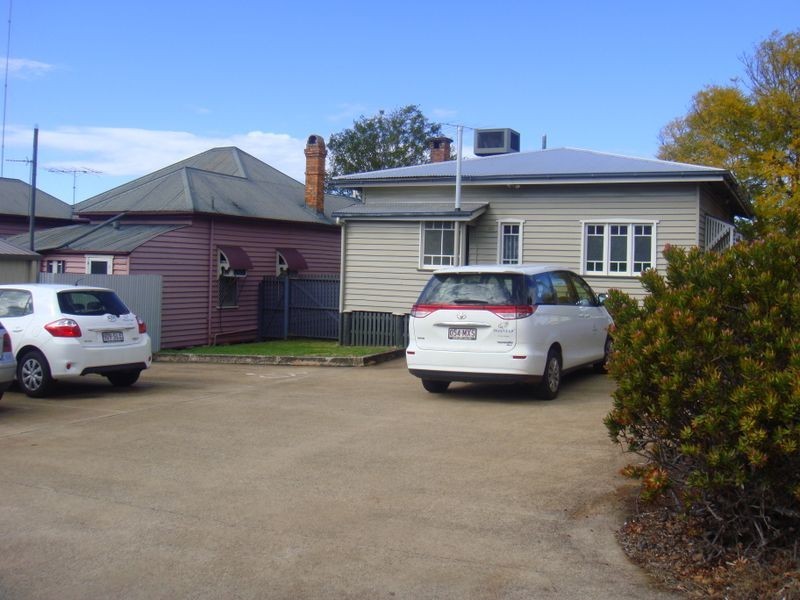 327 Margaret Street, Toowoomba City QLD 4350
