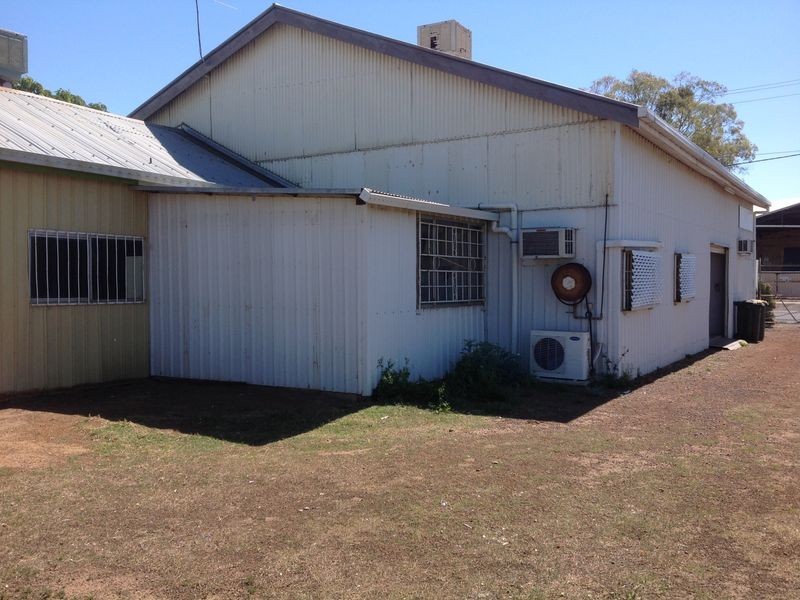 31 Nicholson Street, Dalby QLD 4405