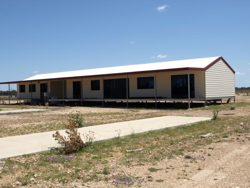 3 Pickanjinnie North Road Cnr Warrego Hwy, Roma QLD 4455