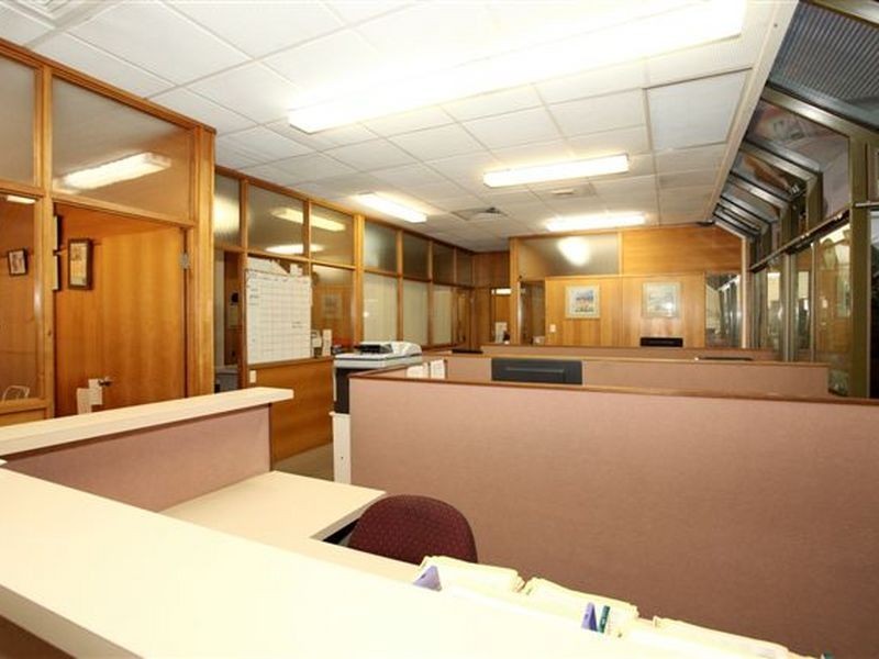 1 & 2/382 Ruthven Street, Toowoomba City QLD 4350