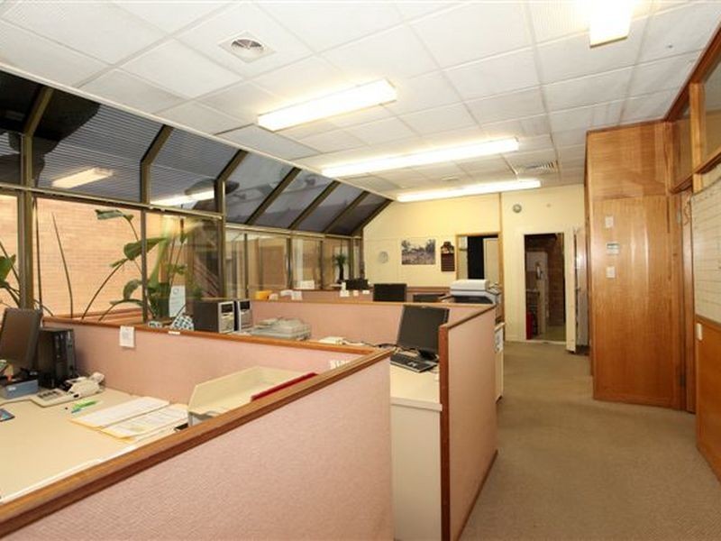 1 & 2/382 Ruthven Street, Toowoomba City QLD 4350