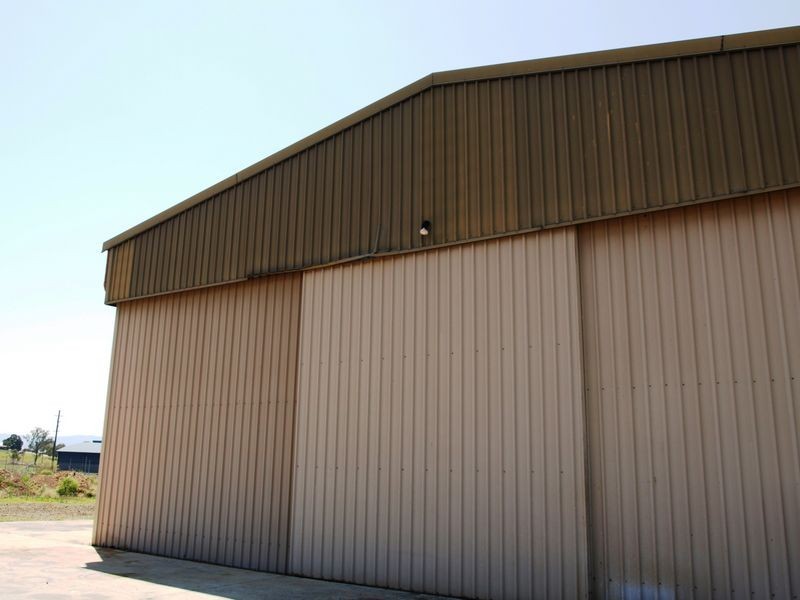 8700 Warrego Highway, Withcott QLD 4352