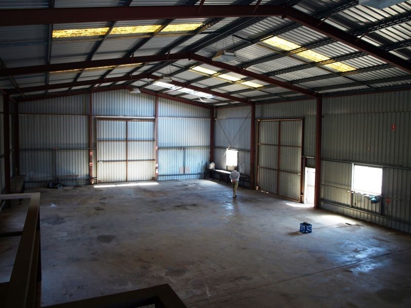 8700 Warrego Highway, Withcott QLD 4352