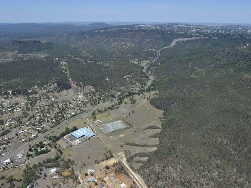 8700 Warrego Highway, Withcott QLD 4352