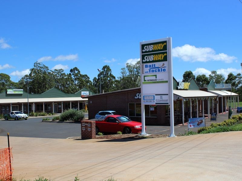 10486 New England Highway, Highfields QLD 4352