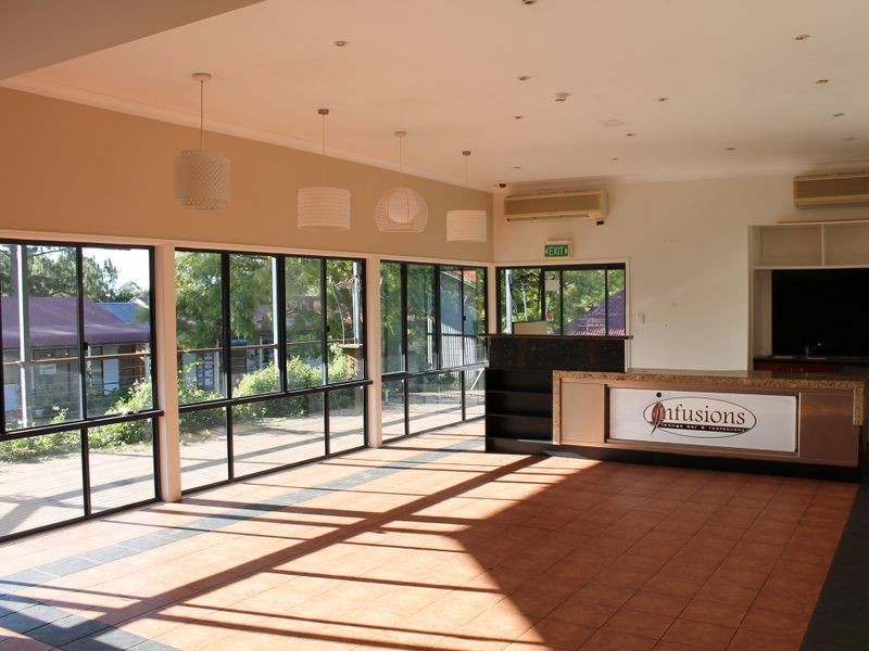 2/10476 New England Highway, Highfields QLD 4352