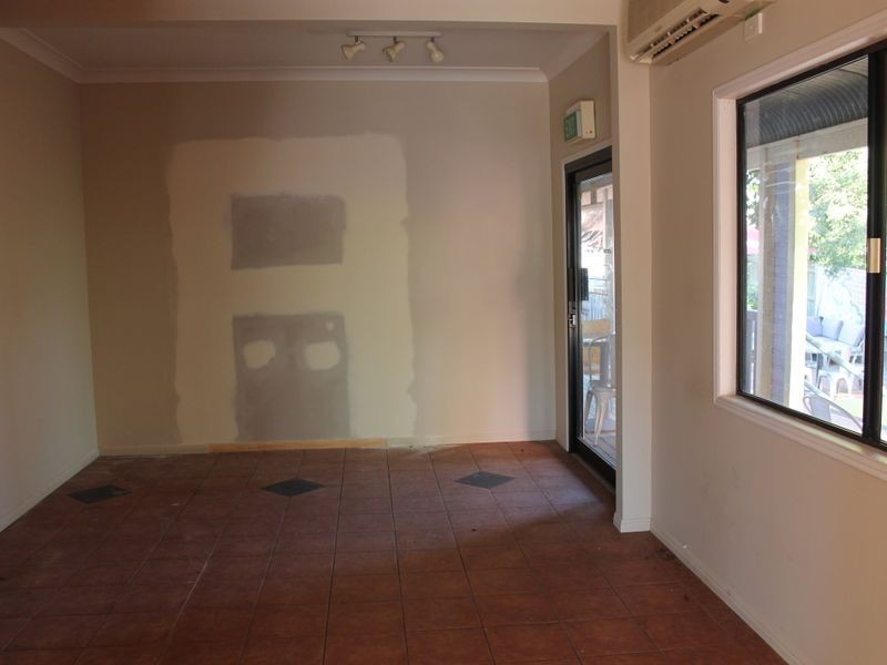 2/10476 New England Highway, Highfields QLD 4352