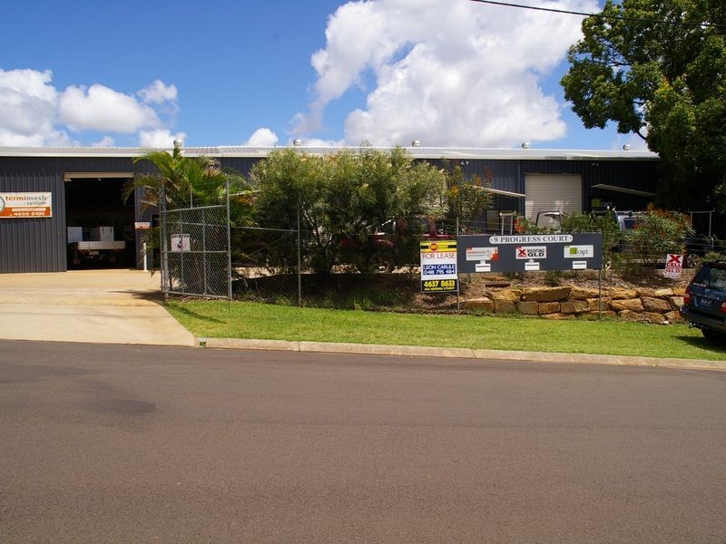 2 & 3/9 Progress Court, Harlaxton QLD 4350