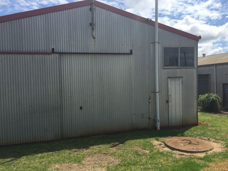Shed 1/23 Boothby Street, Drayton QLD 4350