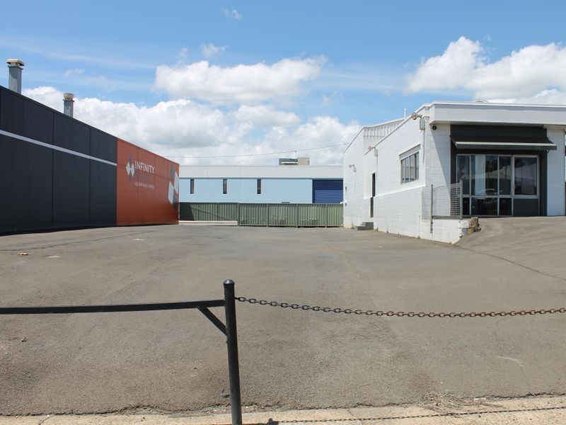 182 & 184 Herries Street, Toowoomba City QLD 4350