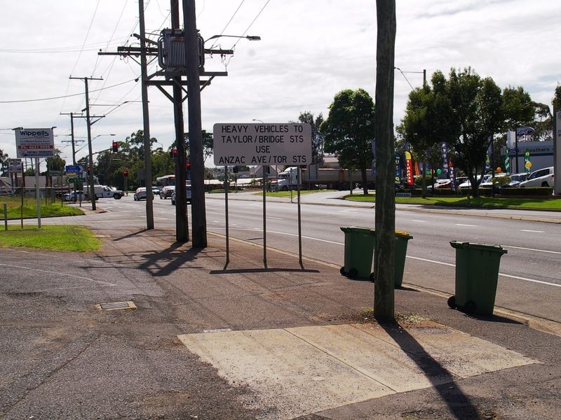 145-147 Anzac Avenue, Harristown QLD 4350