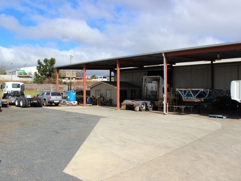 32-34 Boothby Street, Drayton QLD 4350