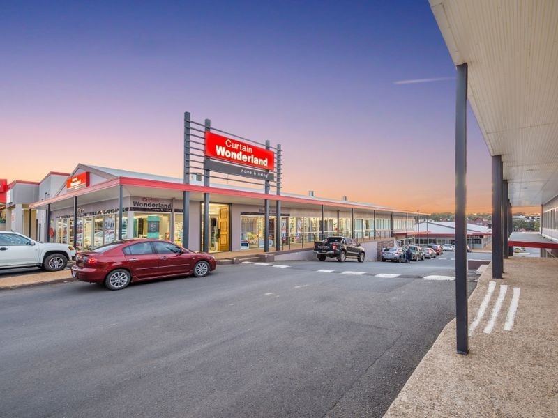 663 Ruthven Street, South Toowoomba QLD 4350