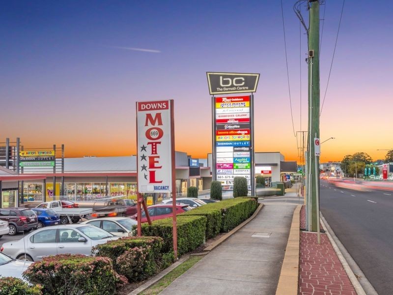 663 Ruthven Street, South Toowoomba QLD 4350