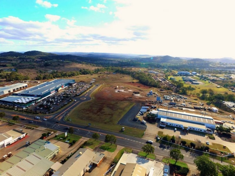 353-359 Anzac Avenue Cnr Carrel Dr and Anzac Ave, Harristown QLD 4350