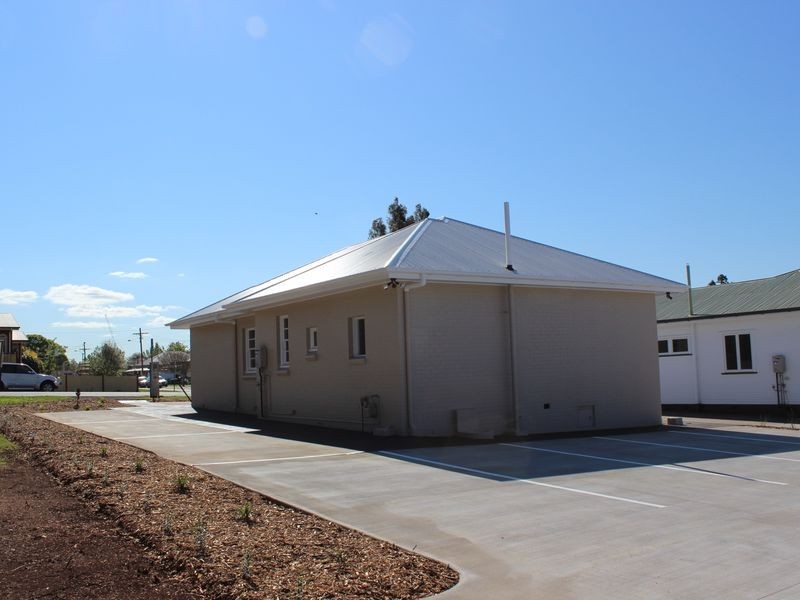 2b Phillip Street, East Toowoomba QLD 4350