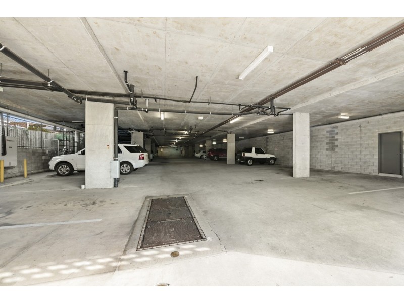 Shop 15/2 Wilmot Street (Red Edge Shopping Centre), Toowoomba City QLD 4350