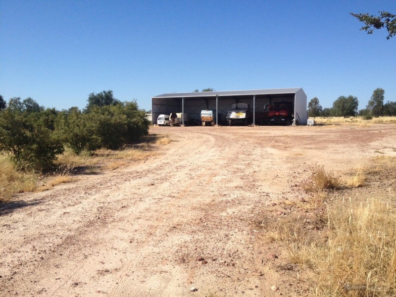 Lot/9-10 Industrial Estate Road, Surat QLD 4417