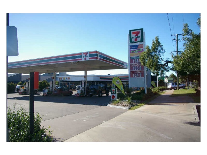 221a – 225 Ruthven Street, North Toowoomba QLD 4350