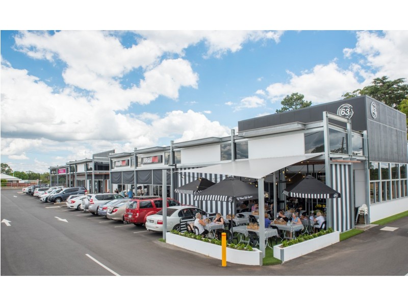 Shop 4/801-807 Ruthven Street, Kearneys Spring QLD 4350