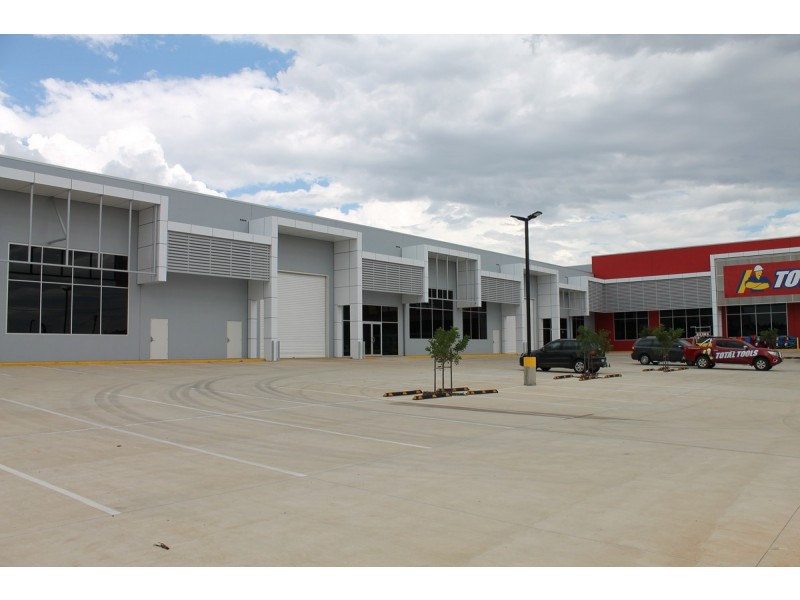 4/234-238 McDougall Street, Wilsonton QLD 4350