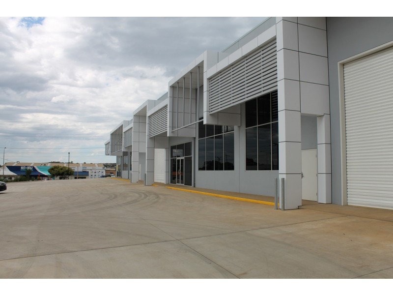 4/234-238 McDougall Street, Wilsonton QLD 4350