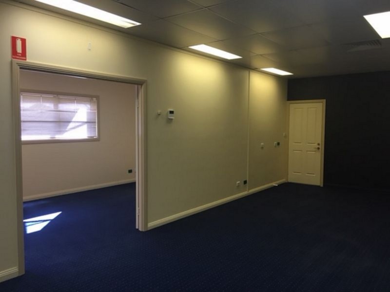 FF Suite 3/109 Herries Street, East Toowoomba QLD 4350