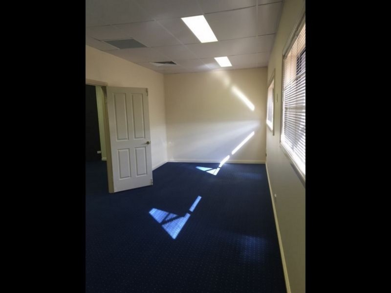 FF Suite 3/109 Herries Street, East Toowoomba QLD 4350