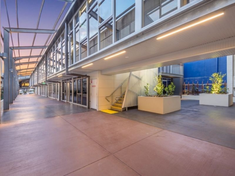 Suite 7/661 Ruthven Street, South Toowoomba QLD 4350