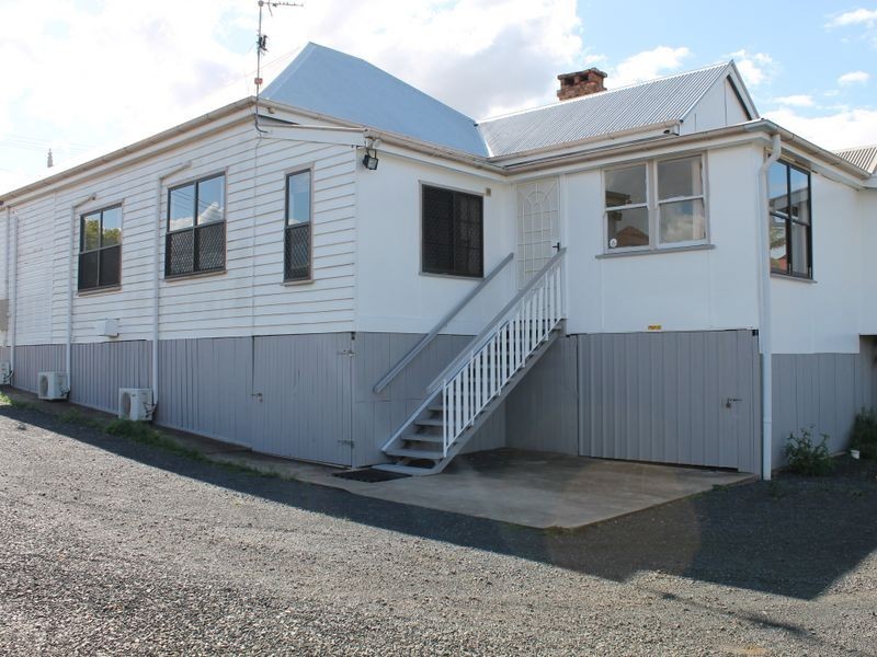 8 Station Street, Toowoomba City QLD 4350