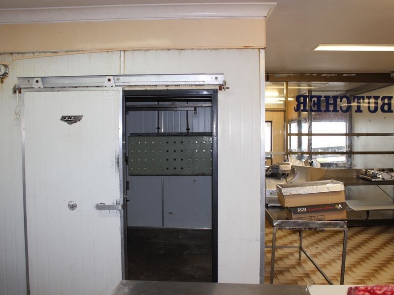 37 Main Street, Meringandan QLD 4352