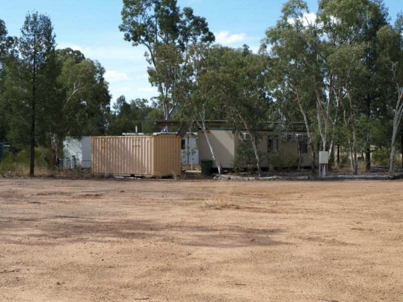 69 Old Cambey Road (Leichardt Highway), Miles QLD 4415